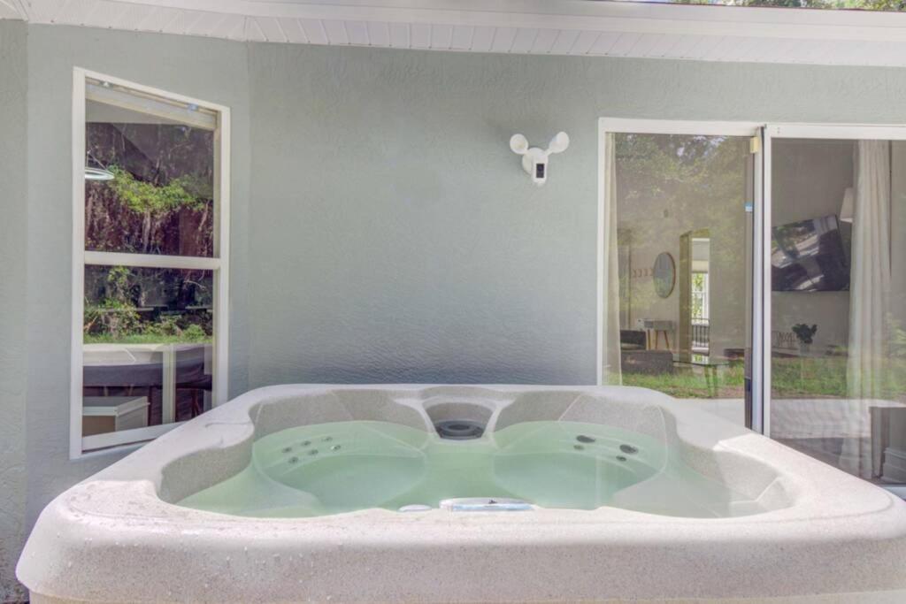 Hot Tub, Breakfast, Game Room, & Close To Beaches North Port Exterior foto