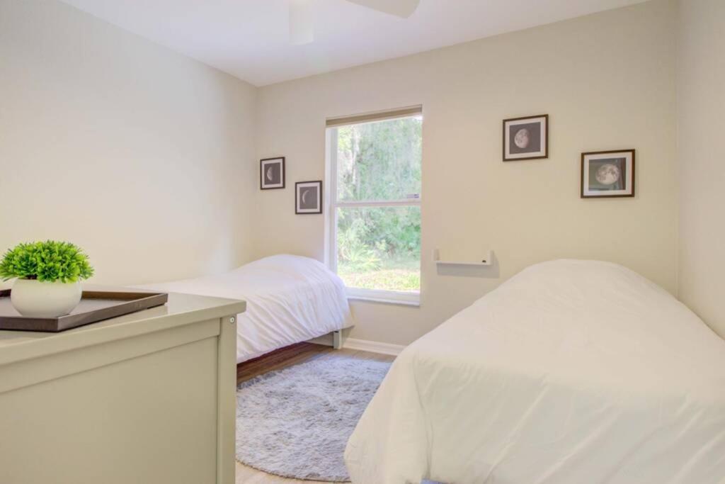 Hot Tub, Breakfast, Game Room, & Close To Beaches North Port Exterior foto