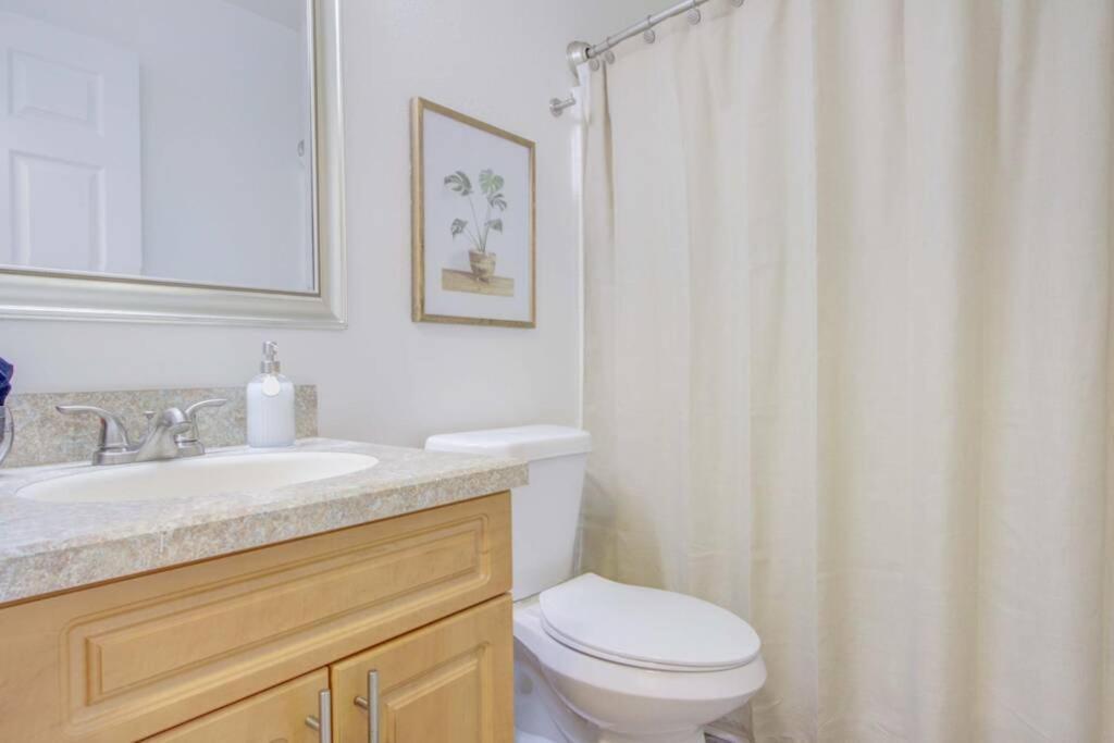 Hot Tub, Breakfast, Game Room, & Close To Beaches North Port Exterior foto
